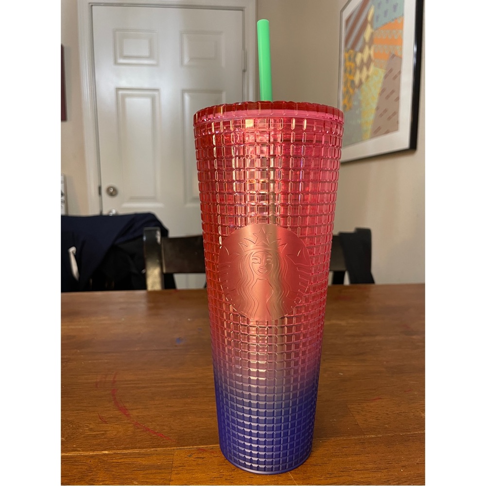 Starbucks Summer 2022 Cold Cup - Watermelon Gradient (24oz) - Picture 4 of 5